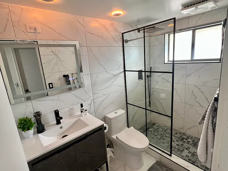 825 NW 13th St #1140 — Photo 7