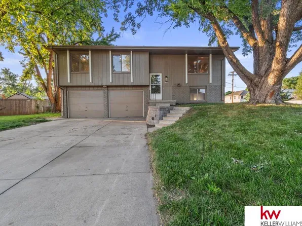 5204 Galloway St, Omaha, NE 68157