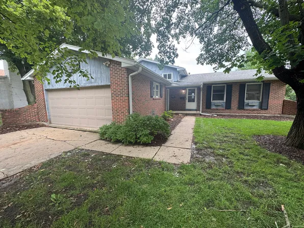 1816 6th Ave, Sterling, IL 61081
