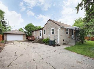 714 7th St, Green Bay, WI 54304