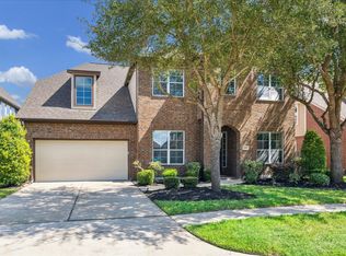 20010 Crested Peak Ln, Cypress, TX 77433