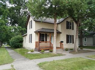 605 Franklin St SW, Hutchinson, MN 55350