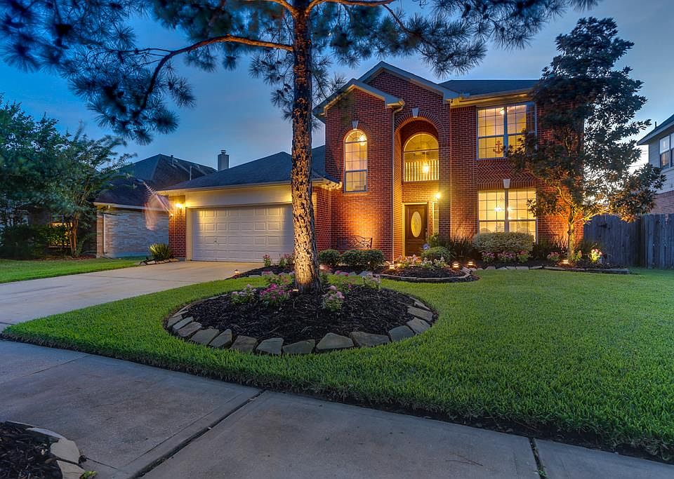 1st image of 11411 Bottlebrush Ln