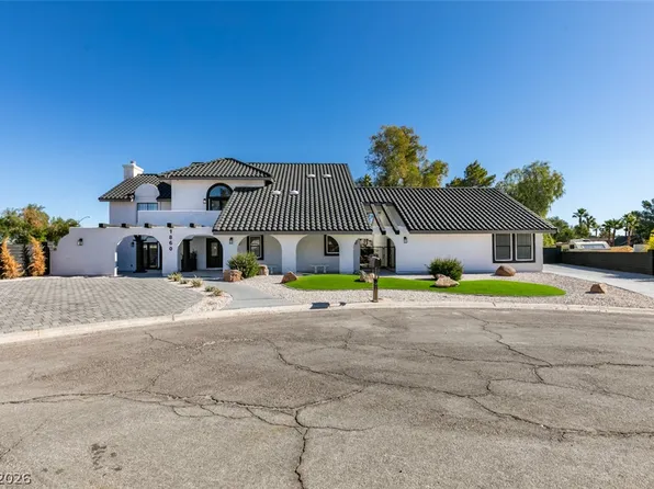1860 Ski Slope Cir, Las Vegas, NV 89117