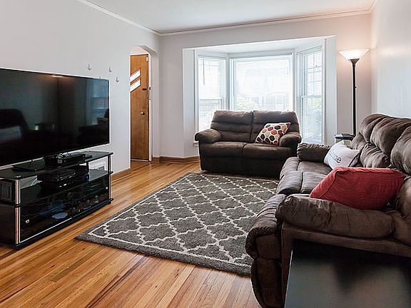 2nd image of 5633 N Osceola Ave