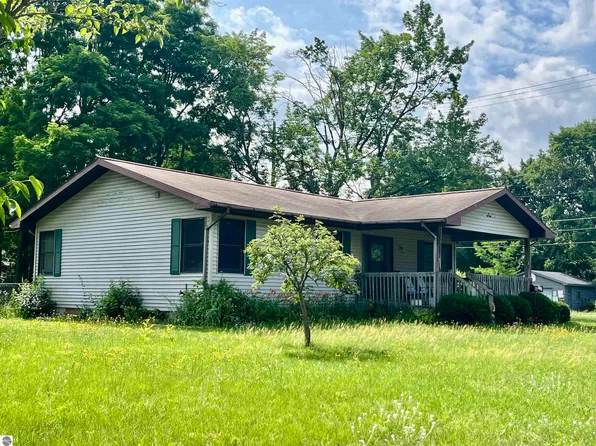 712 W Division St, Cadillac, MI 49601