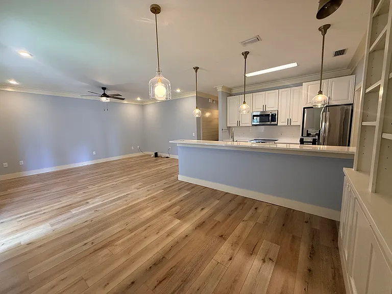 154 Delbert Ln — Photo 12