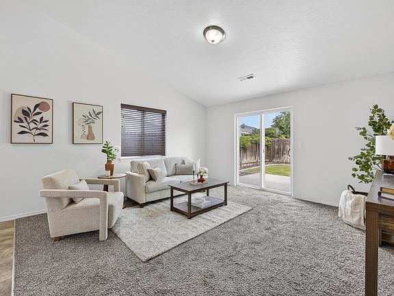3rd image of 606 Sanford Ave