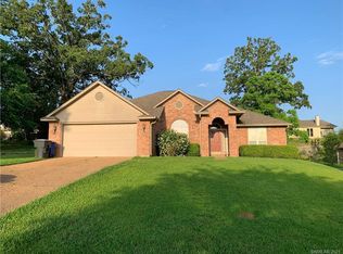 3622 Lakeside Dr, Shreveport, LA 71119