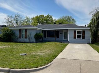 1310 Pine St, Grapevine, TX 76051