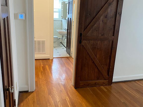 2nd image of 1316 Morten St APT 105