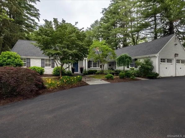 17 Sunny Reach Drive, West Hartford, CT 06117