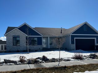 685 W Roxbury St, Idaho Falls, ID 83402