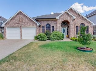 612 Spicewood Dr, Desoto, TX 75115