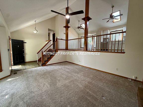 5th image of 1100 NE Ball Dr