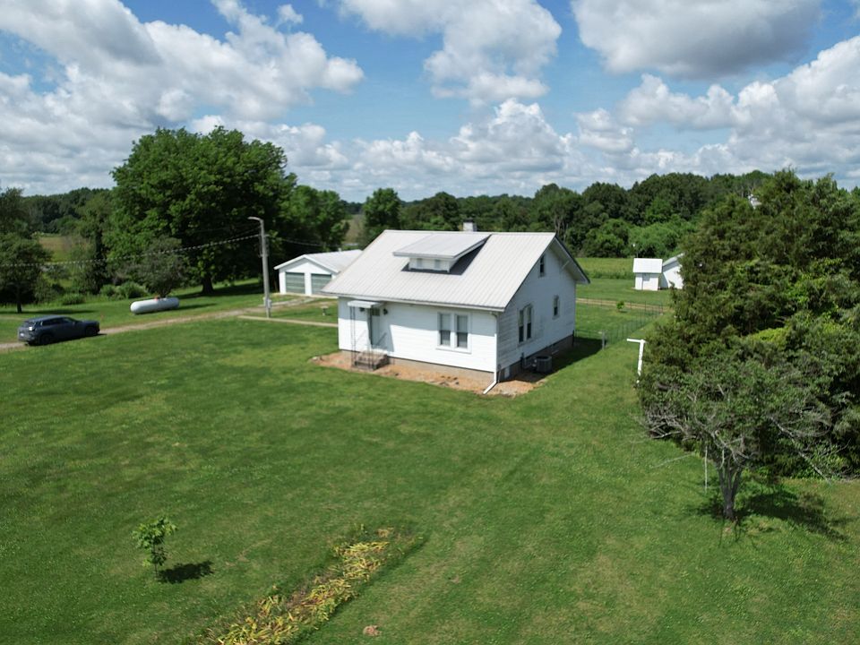 1st image of 2919 Feather Trail Rd