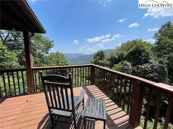 3rd image of 848 Buena Vista Drive