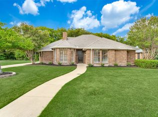 601 Robin Meadow Dr, Desoto, TX 75115