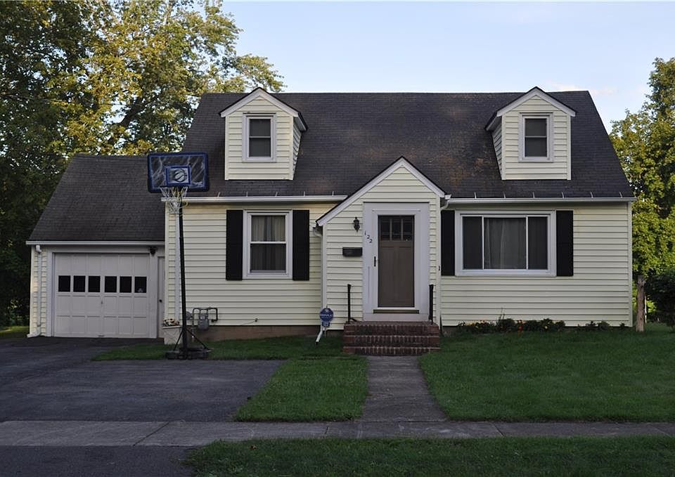 1st image of 122 Elmwood Ave