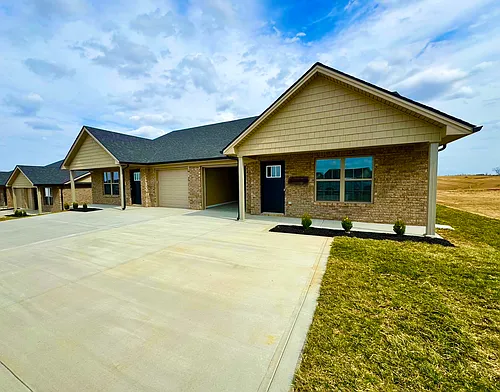 7034 Caravan Dr Photo 1
