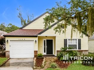 7749 Leesburg Dr S, Jacksonville, FL 32277
