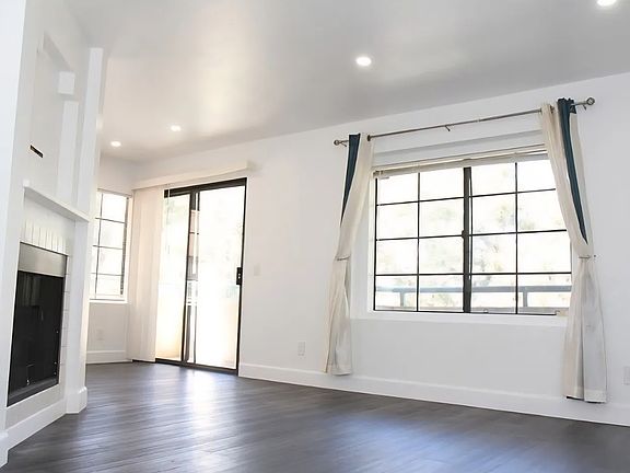 5th image of 18123 Erik Ct Unit 357