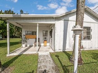 4213 Herbertz Rd, Lake Worth, FL 33461