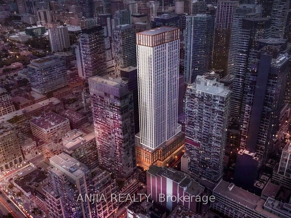 1st image of 400 King St W #621