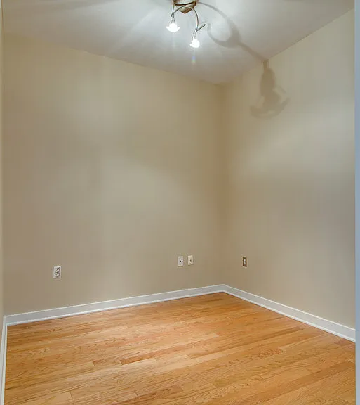 1803 Broadway #328 — Photo 22