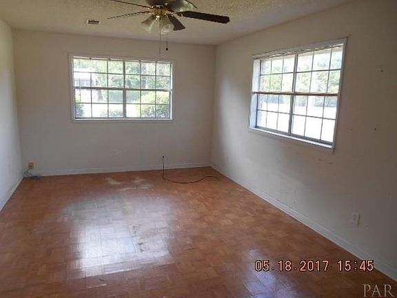 4th image of 2801 Tupelo Ave