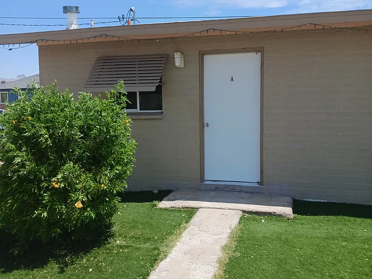 315 River Glen Dr #A — Photo 1