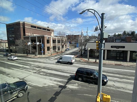 3rd image of 457 Main St #2