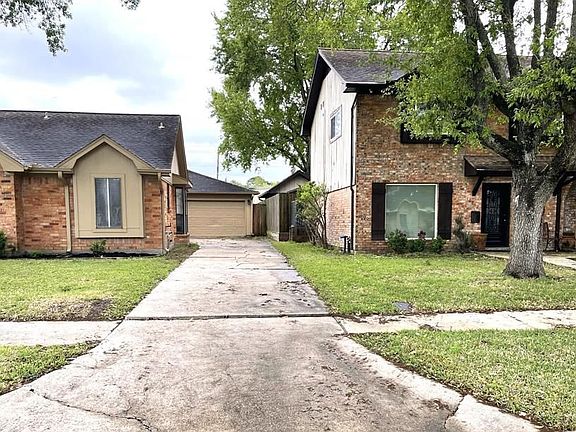 2nd image of 10806 Kirkmead Dr