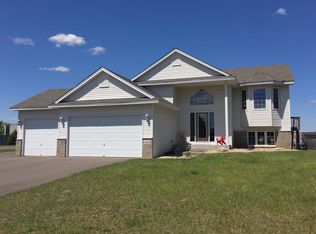 12915 7th Ave S, Zimmerman, MN 55398