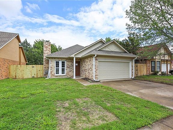 3rd image of 3509 Waverly Ct