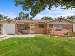 820 Russell Rd, Everman, TX 76140
