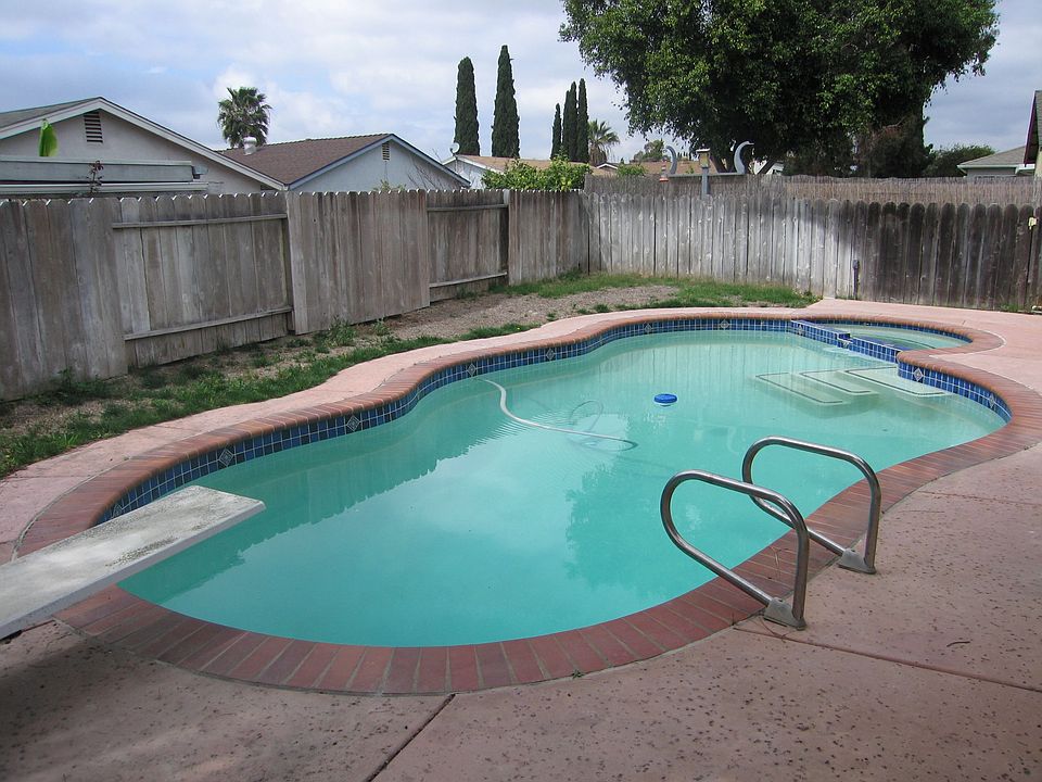 1st image of 10344 Brookhurst Ln