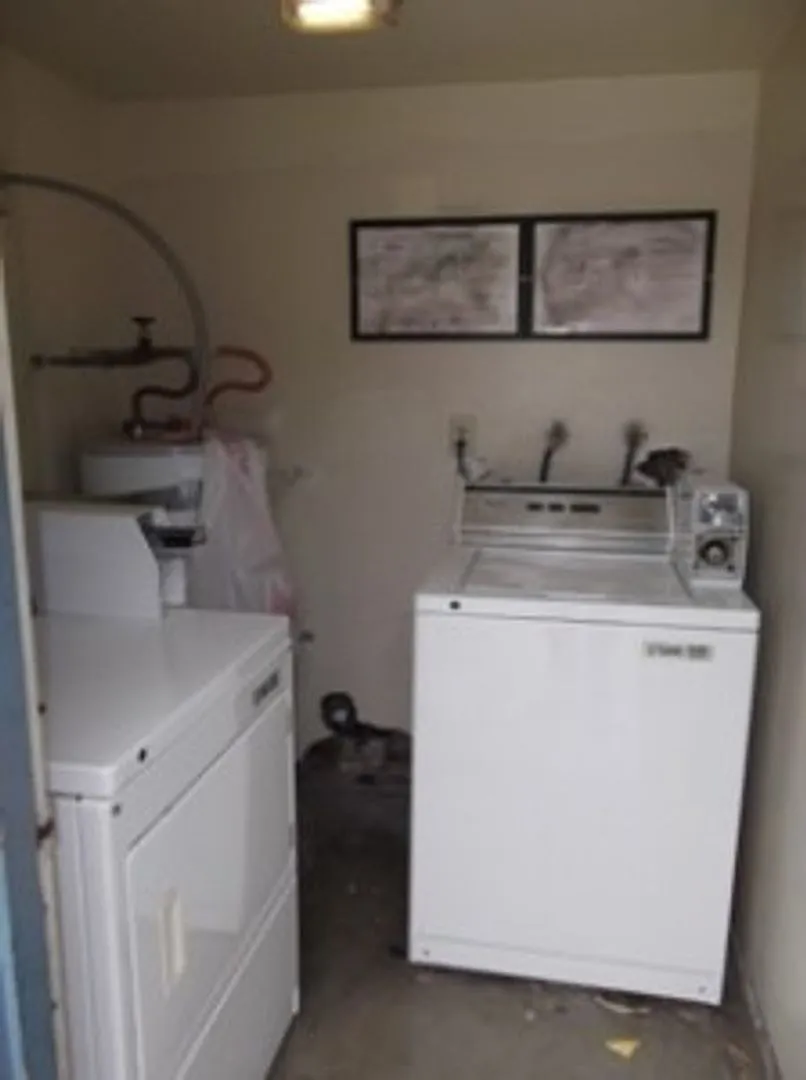 Quaint condo near Marina — Photo 3