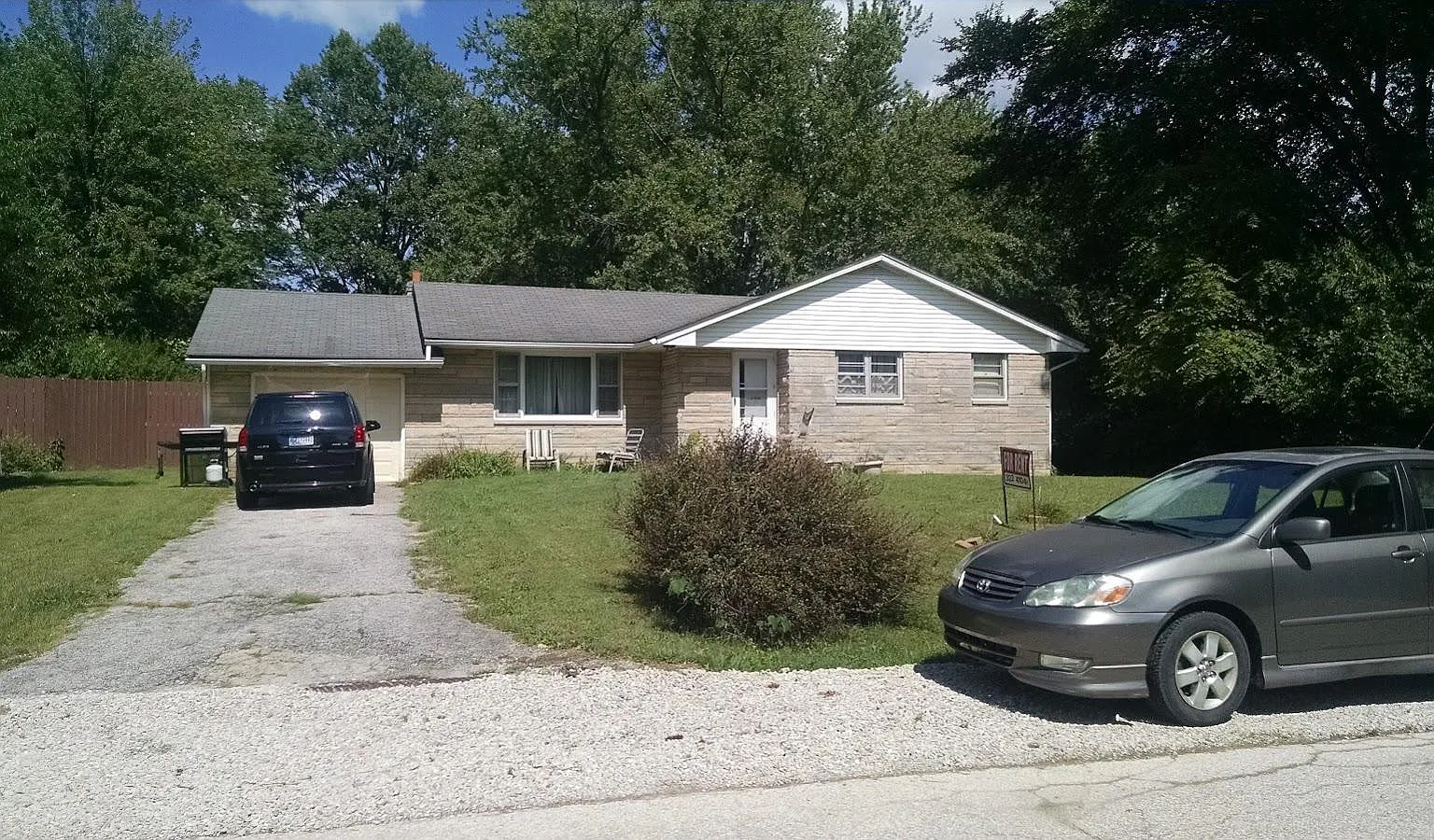 3 bed, 1200 sqft, $1,500 — Photo 2