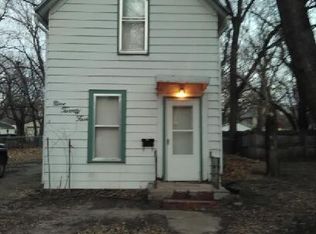 924 NE Oakland Ave, Topeka, KS 66616