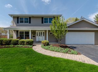 1529 Chat Ct, Naperville, IL 60565