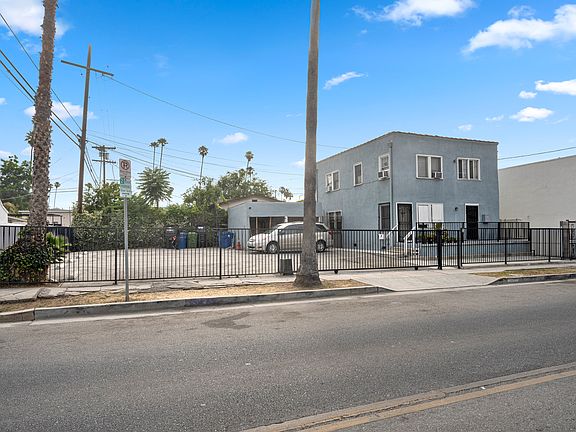 5th image of 3706 Pueblo Ave