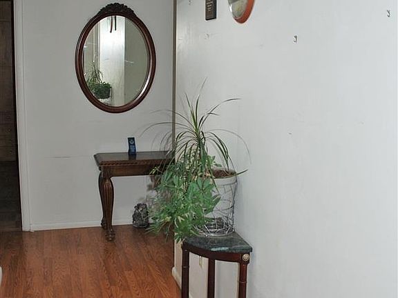 3rd image of 1500 Coburn Ave