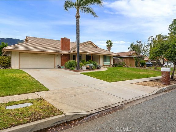 2nd image of 9370 Somerset Dr