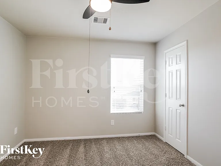 5046 Dappled Grove Trl — Photo 12