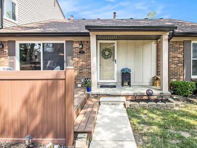 717 Eastwind Dr, Canton, MI, 48188