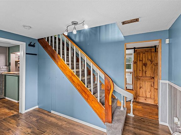 5th image of 430 Elizabeth Rd