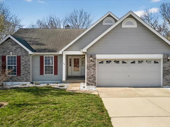 164 Keystone Crossing Dr, O'Fallon, MO 63368
