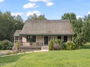 918 Livingston Road, Elizaville, NY 12523