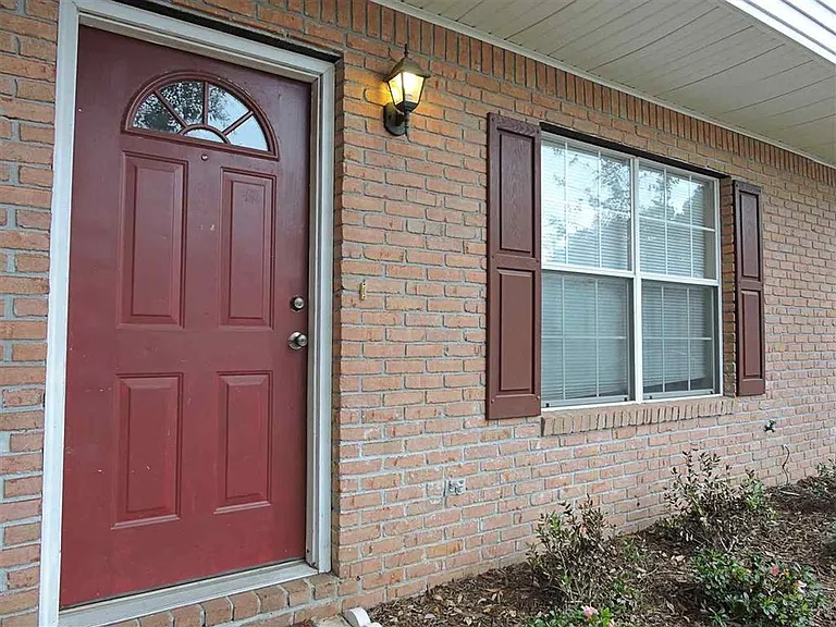 2900 Olson Landing Rd — Photo 6